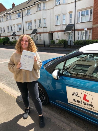 Congratulations to savannah halls from Sutton who passed 1st time in Cambridge on the 6-6-18 after taking driving lessons with MR.L Driving School.