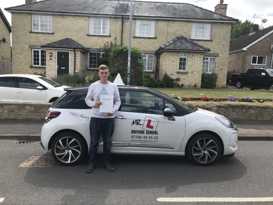 Congratulations to Shaun Leaman from Chevely who passed 1st time in Cambridge with just 2 minor faults on the 23-6-17 after taking driving lessons with MRL Driving School