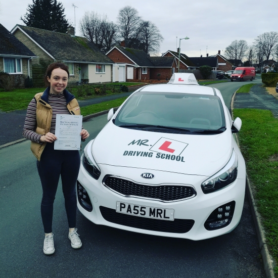 Congratulations to Niamh from Newmarket who passed 1st time in Cambridge on the 28-12-18 after taking driving lessons with MR.L Driving School.