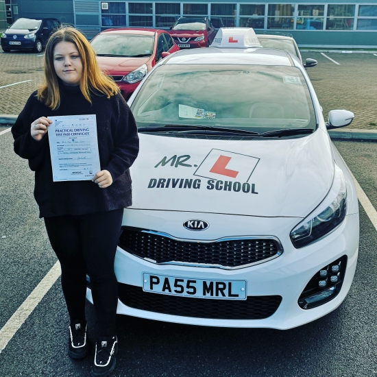Congratulations to Jade Jones from Newmarket who passed 1st time in Cambridge on the 11-2-19 with just 3df´s after taking driving lessons with MR.L Driving School.