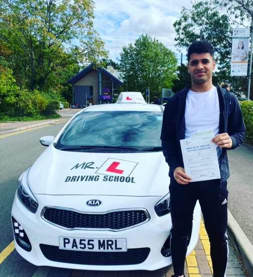 Congratulations to Usman from Newmarket who passed 1st time in Cambridge on the 23-9-19 after taking driving lessons with MR.L Driving School.