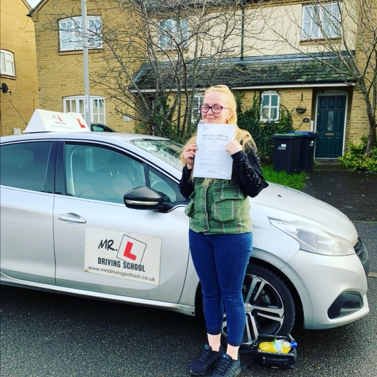 Congratulations to Carolyn Ruby Parker from Ely who passed 1st time in Cambridge on the 27-1-20 after taking driving lessons with MR.L Driving School.