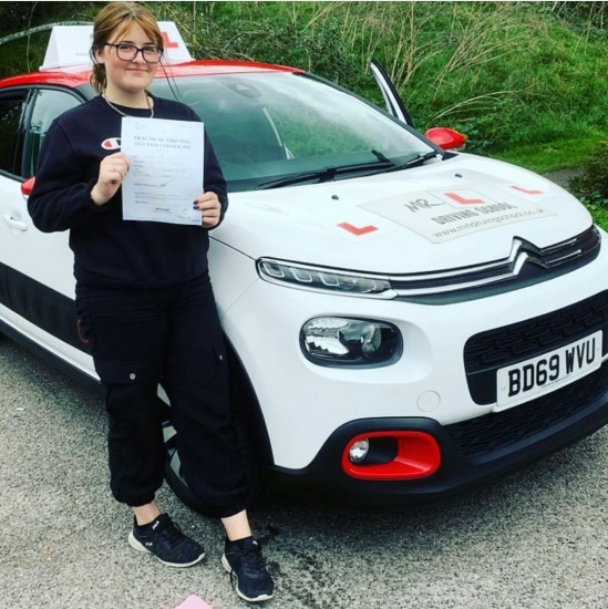 Congratulations to Ashlea from Burwell who passed her driving test on the 25-9-20 after taking driving lessons with MR.L Driving School.