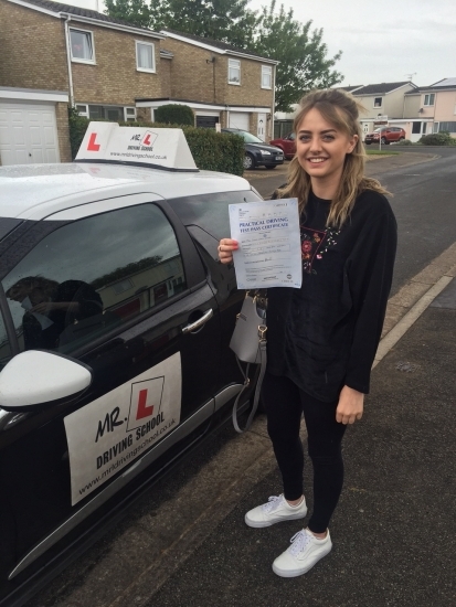 Congratulations to Laura from Littleport who passed 1st time in Cambridge on the 18-5-16 after taking driving lessons with MRL Driving School