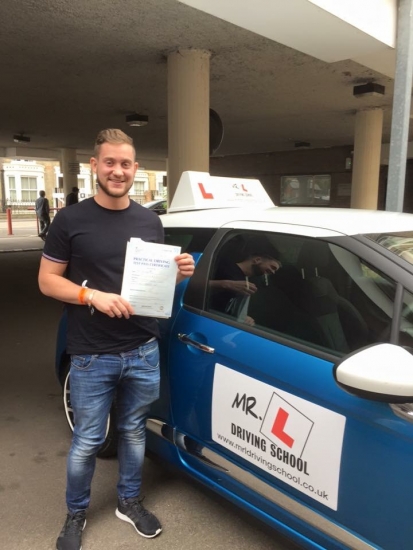 Congratulations to Chris from Sawston who passed in Cambridge on the 4-7-16 after taking driving lessons with MRL Driving School