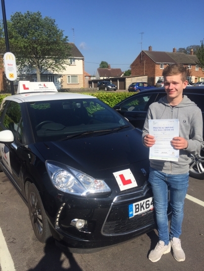 Congratulations to Hayden from Witchford who passed 1st time in Cambridge on the 17-5-16 after taking driving lessons with MRL Driving School