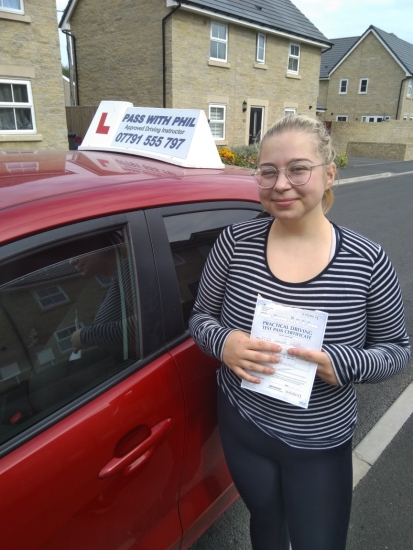 Huge congratulations go to Louisa, who passed her driving test today in Buxton at the first attempt and with only 7 driver faults.<br />
She joins my exclusive club of passing both theory and driving tests first time.<br />
It´s been an absolute pleasure taking you for lessons, enjoy your independence and stay safe 👏👏👏👏