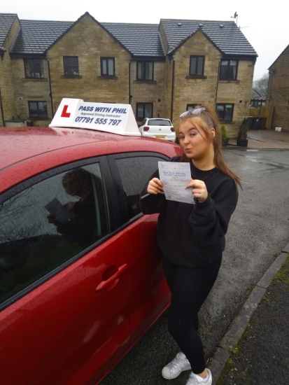 CONGRATULATIONS,<br />
Out with the green and in with the pink.<br />
Huge well done to Molly, who passed her driving test today in Buxton at the first attempt and the first person to take test with all the covid restrictions lifted.<br />
<br />
You were very nervous and handled the pressure really well.<br />
It´s been an absolute pleasure taking you for lessons, enjoy your independence and stay safe 👍👏👏
