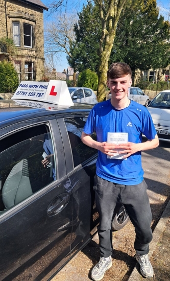 Big thanks to Rhys, who has (finally) sent me this fab review, after passing his test at the 1st attempt.  Cheers fella, it´s great 👍 <br />
'Phil was always calm,encouraging and good fun. He was always very helpful with my driving theory and good with coming up with ways to drive that suits me. I would definitely recommend Phil to anyone who wants to start lessons, a great laugh and great te