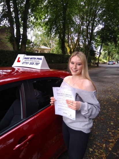 Huge congratulations go to Shannon, who passed her driving test today in Buxton and with only 4 driver faults.<br />
It´s been an absolute pleasure taking you for lessons, stay safe and good luck with your A level results