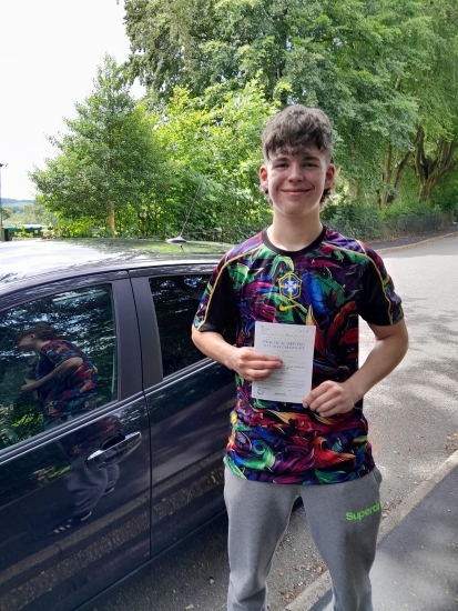 Thank you so much to Anton for sending me this lovely review after passing his test at the 1st attempt last week. 🙏🙏<br />
<br />
'Find it crazy that I’m going to be on the road now, but it has been great learning to drive with Phil. Lessons were so well planned and integrated seamlessly with my own driving outside the lessons. Being with Phil and doing his exercises I never once felt uneasy or anx