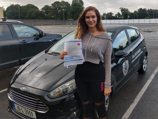 Another outstanding result today for Megan O´Sullivan passing her test first time at the Castlemungret test centre. Megan put in a serious effort to get up to standard and passed today with flying colours. Well done Meg, pints tonight, up the kingdom🍻🍻🙌🙌