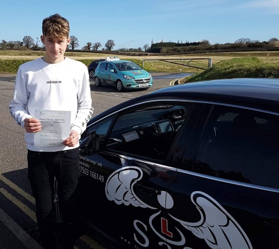 Passed 1st Time<br />
18/03/2019<br />
Instructor Sara Bradley