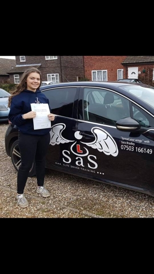 Passed 14/2/2018<br />
4 Minor Faults<br />
Instructor Sara Bradley