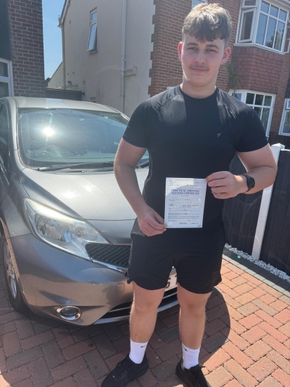I’d like to thank “Louise” for being very patient and understanding and always doing her best and getting me through my test “1st time” in just over 6 weeks I’d like to thank her very much for her time and effort and I could not recommend anyone better than “Louise”.