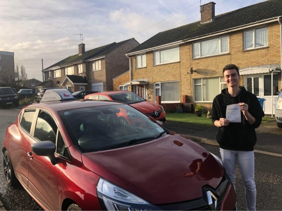 Congratulations “Clark”, passed 1st attempt with Kirsty. <br />
<br />
Fantastic news! Enjoy the freedom & stay safe! 👋<br />
<br />
Passed Thursday 24th November 2022.