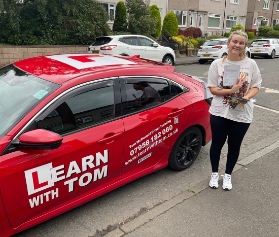 Niamh learned to drive with Tom 🚗💨